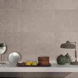 Rivestimento bagno in pietra naturale